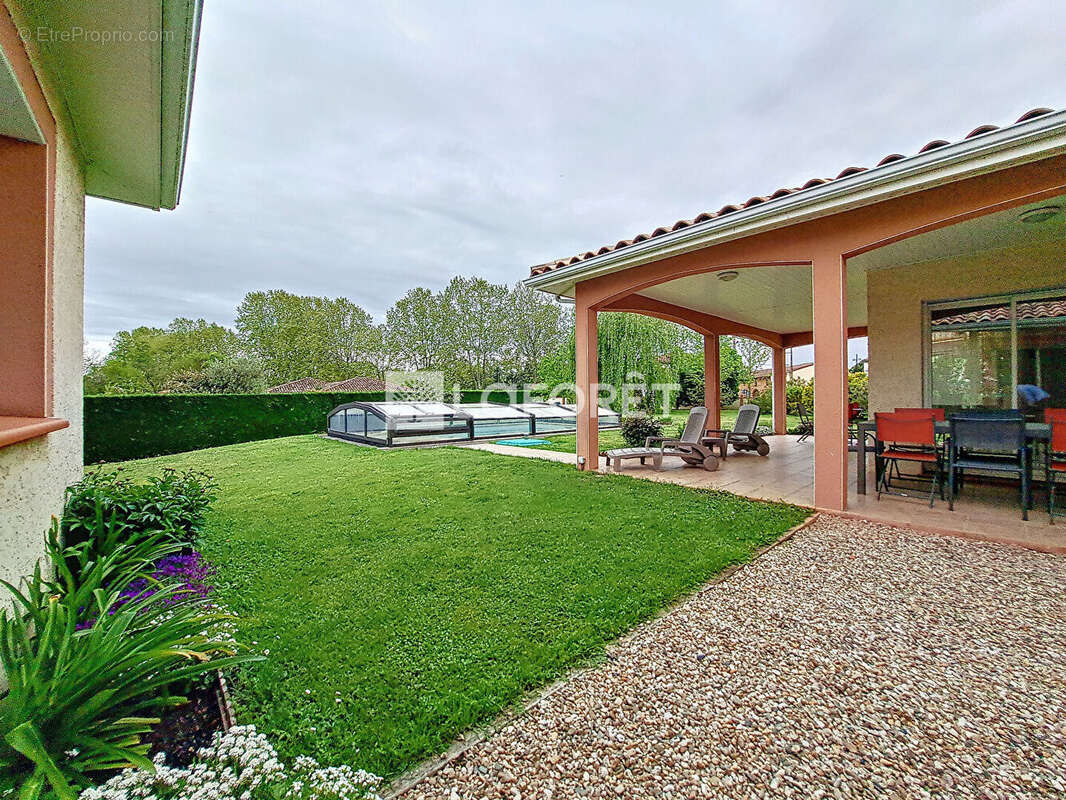 Villemur-sur-Tarn, Maison de 150 m² avec piscine sur parcelle de 2 500 m² !!! - photo 4