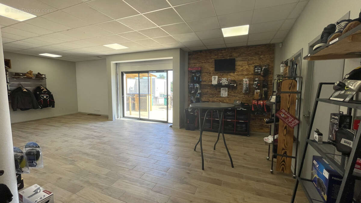 Autre à SAINT-JEAN-DE-VEDAS