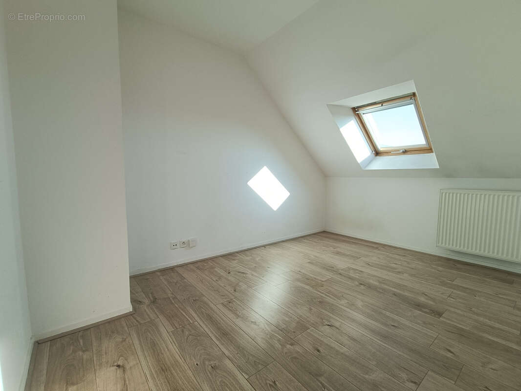 Appartement à SAINT-ERBLON