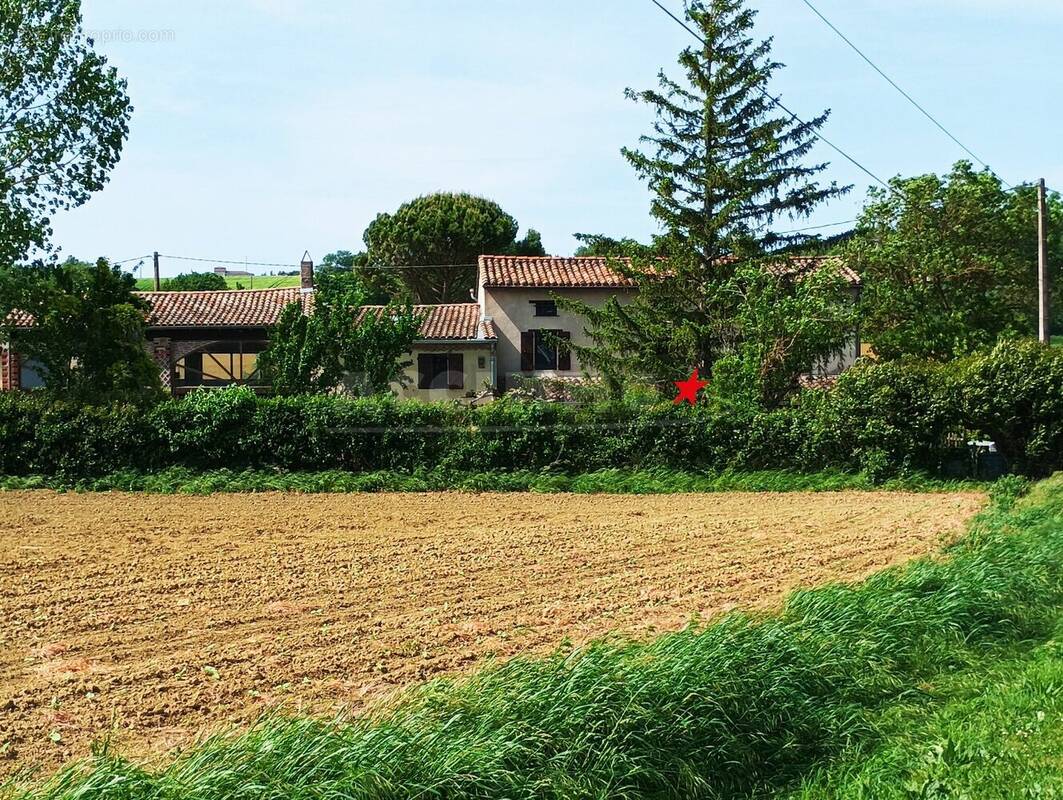 Maison à CARAMAN