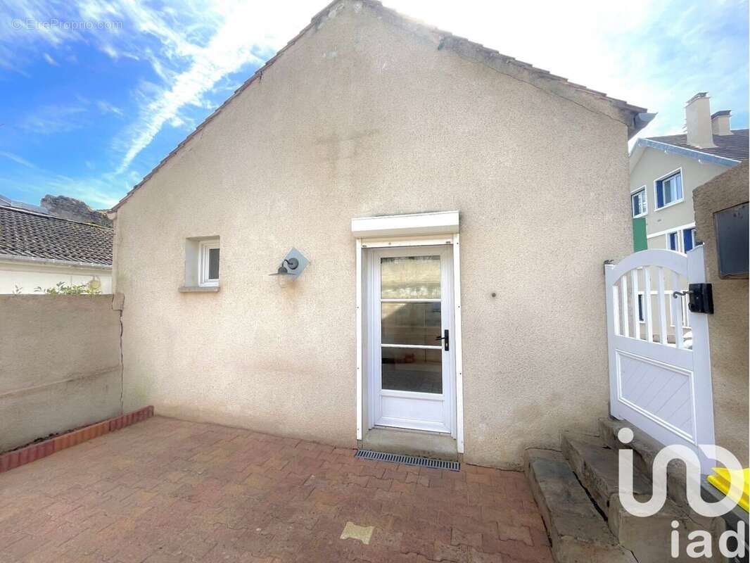 Photo 2 - Maison à SAINT-GERMAIN-LES-ARPAJON