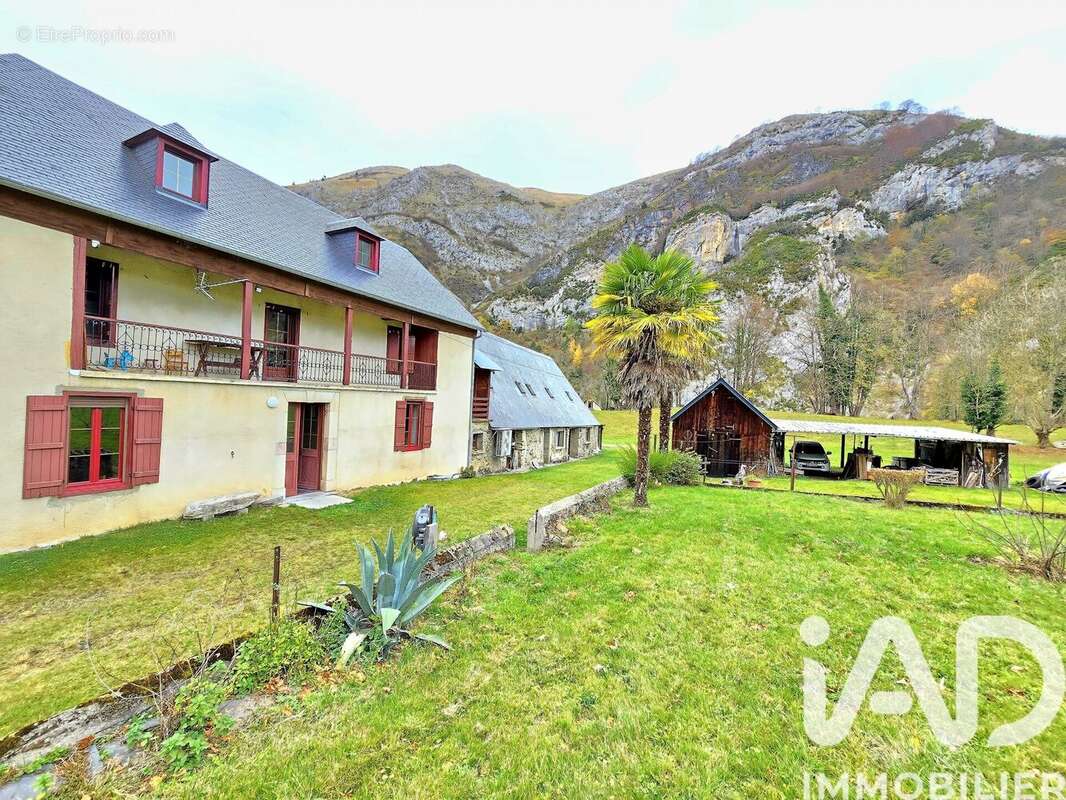 Photo 2 - Maison à CAMPAN