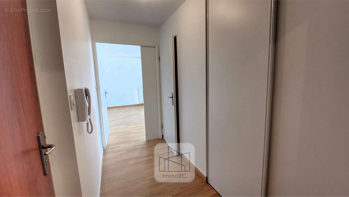 Appartement à SAINT-SEBASTIEN-SUR-LOIRE