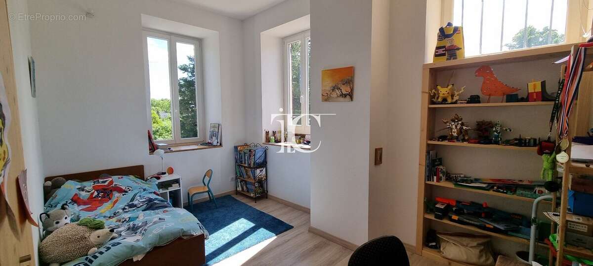 Maison à RIBAUTE-LES-TAVERNES