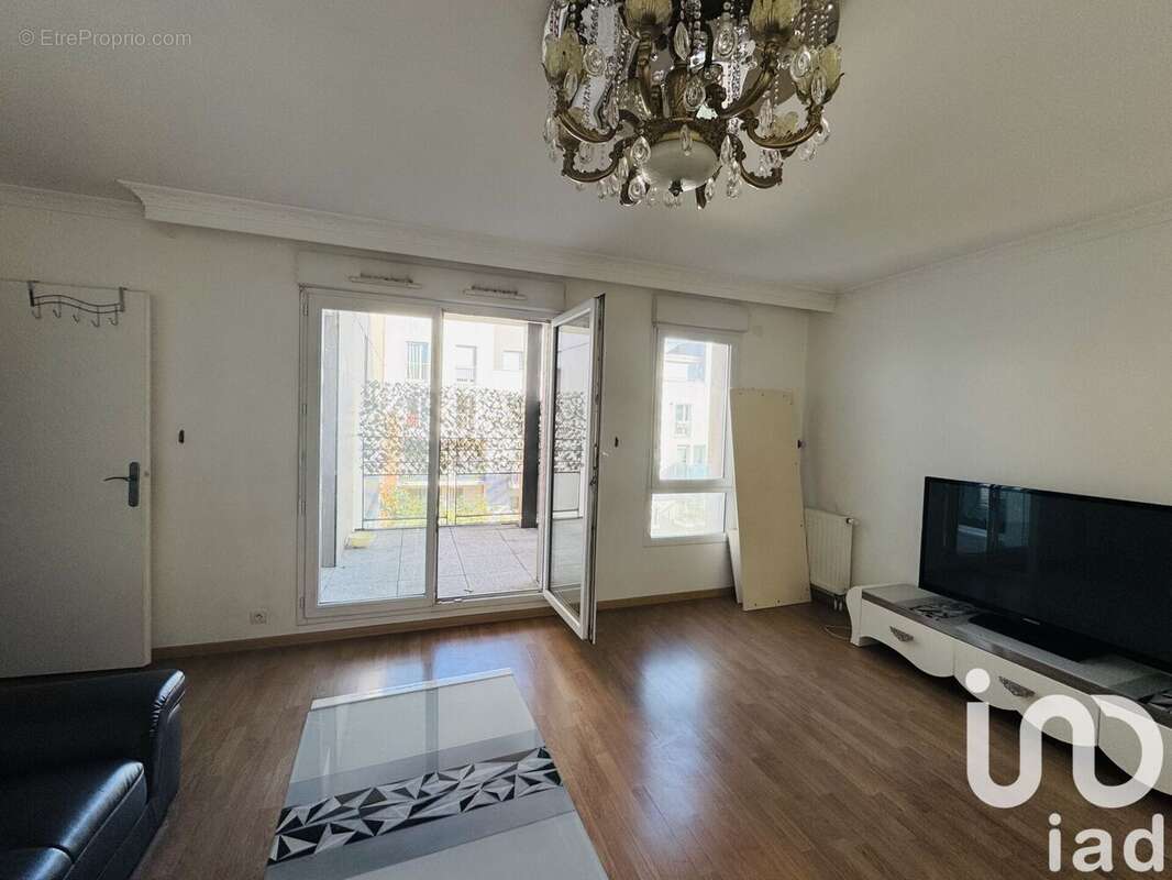 Photo 2 - Appartement à SAINT-DENIS