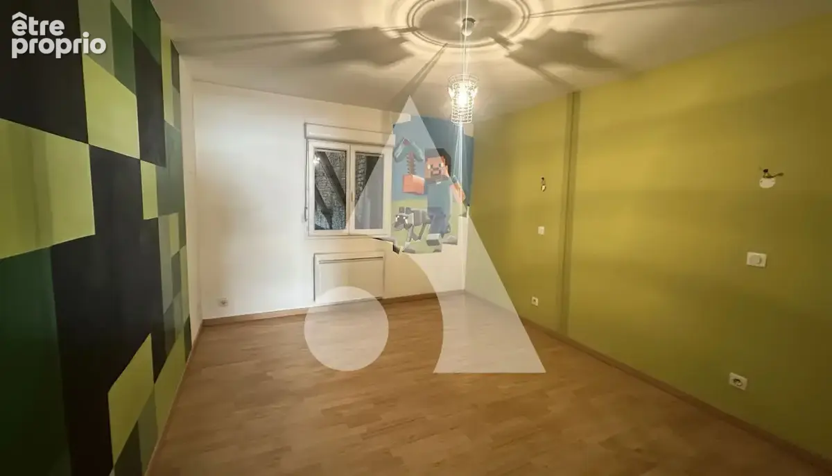 Une maison pleine de charme aux beaux volumes et au fort potentiel ! - photo 8