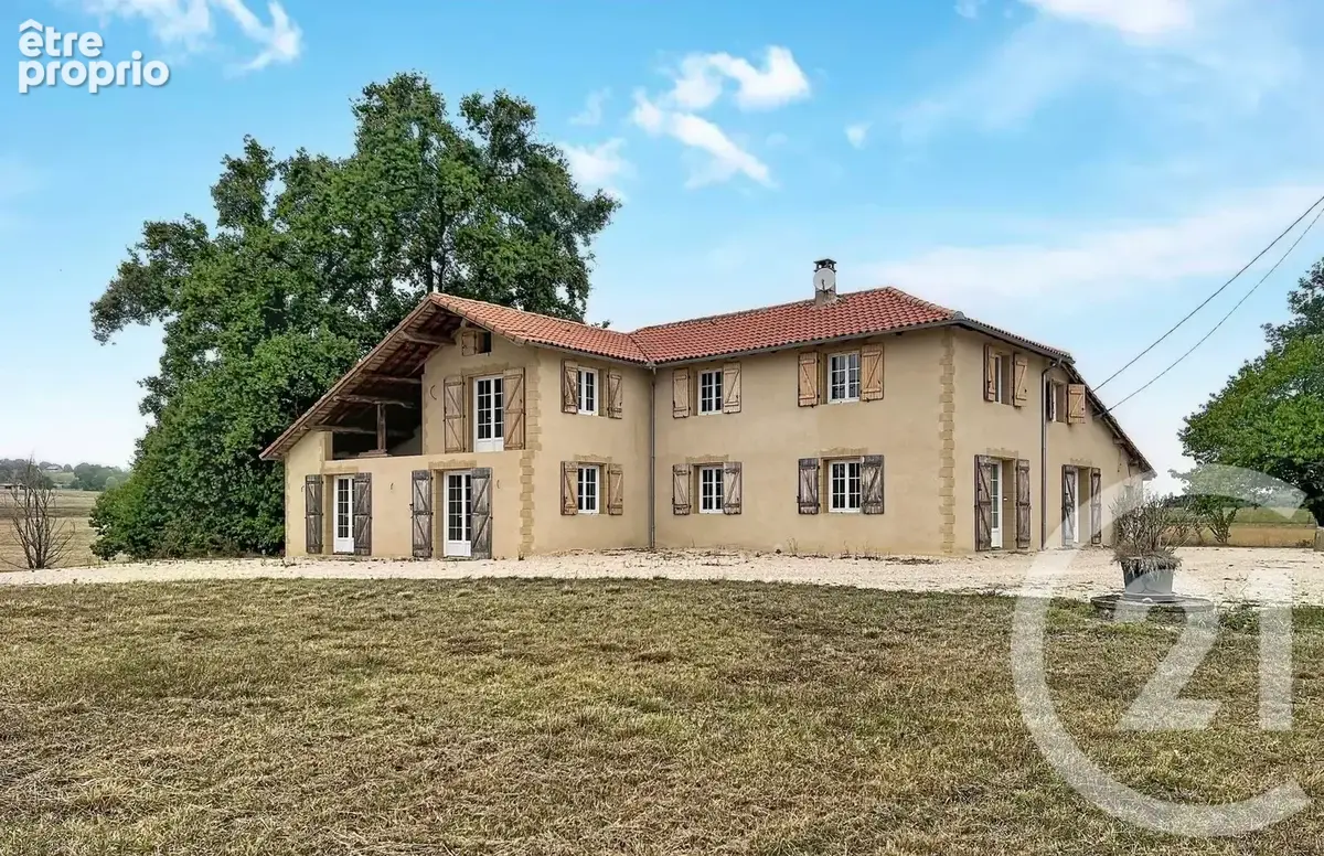 Photo Maison à Sainte-Aurence-Cazaux au prix de 316 500€