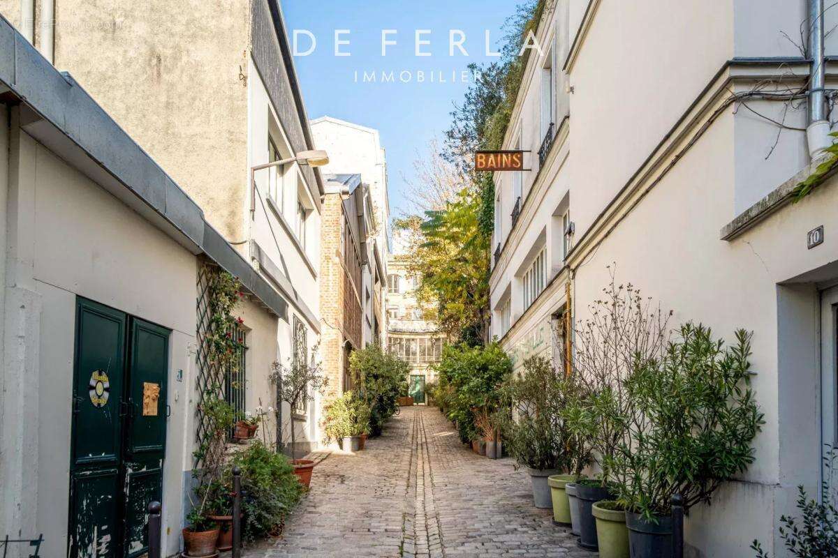 Appartement à PARIS-18E