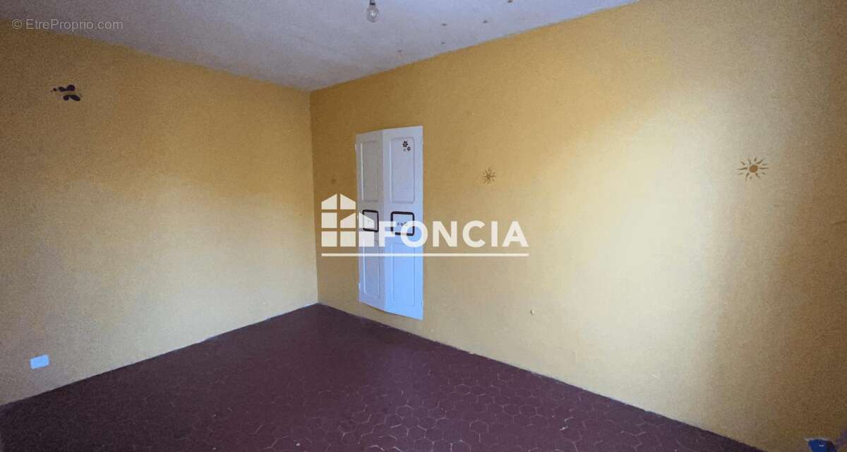 Appartement à LA JAVIE