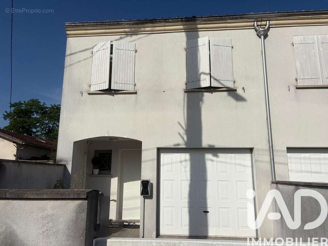 Photo 3 - Maison à VILLENAVE-D'ORNON