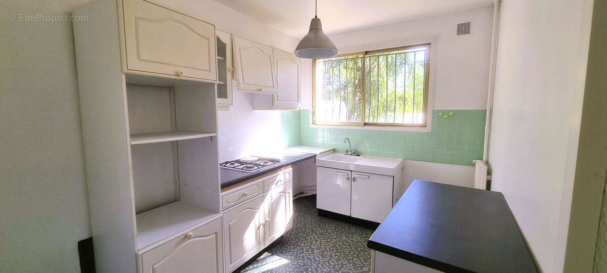 Appartement à LE PLESSIS-ROBINSON