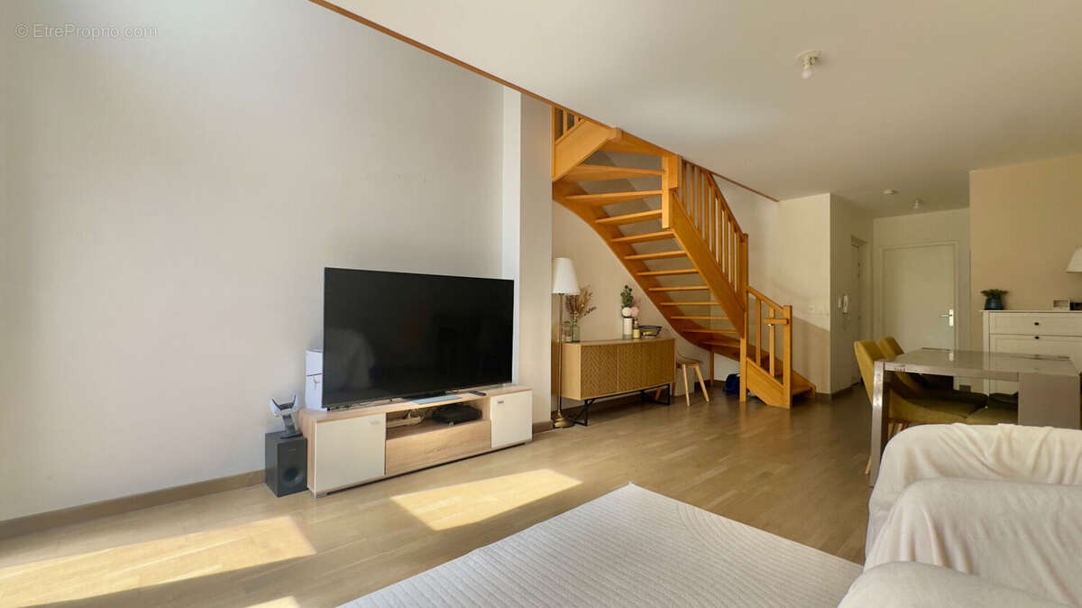Appartement à ATHIS-MONS