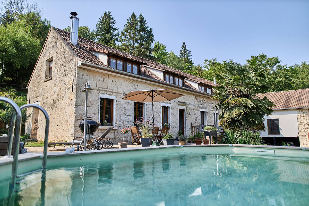 Maison à JOUAIGNES