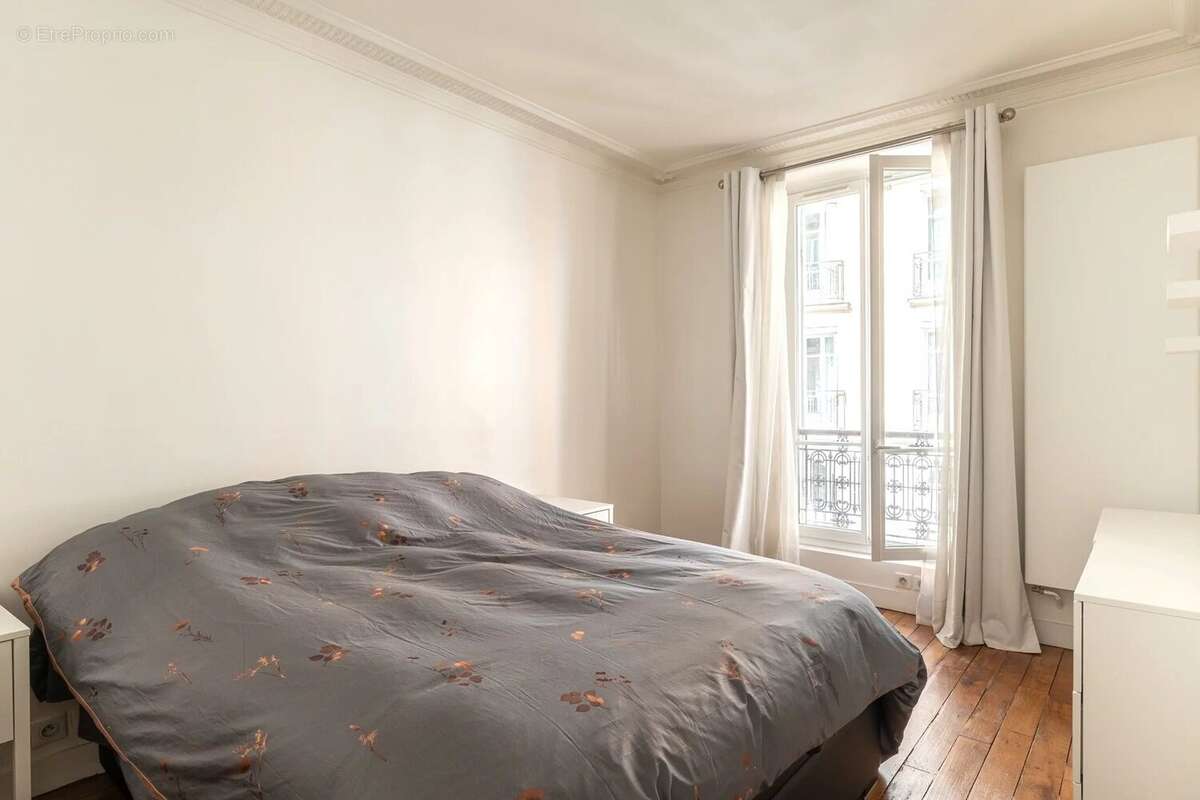 Appartement à PARIS-6E