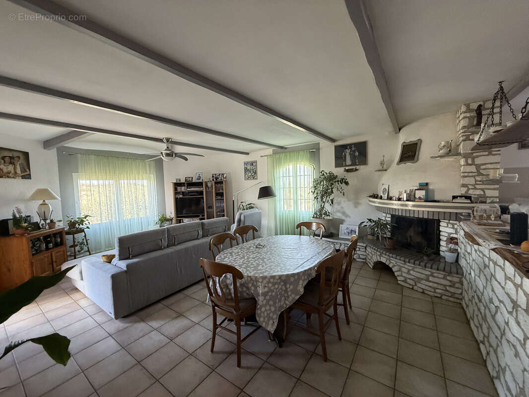 Maison à DIONS