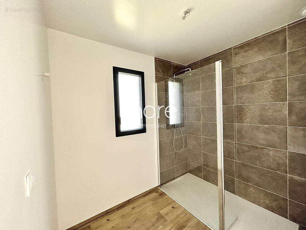 Maison à BIEVILLE-BEUVILLE