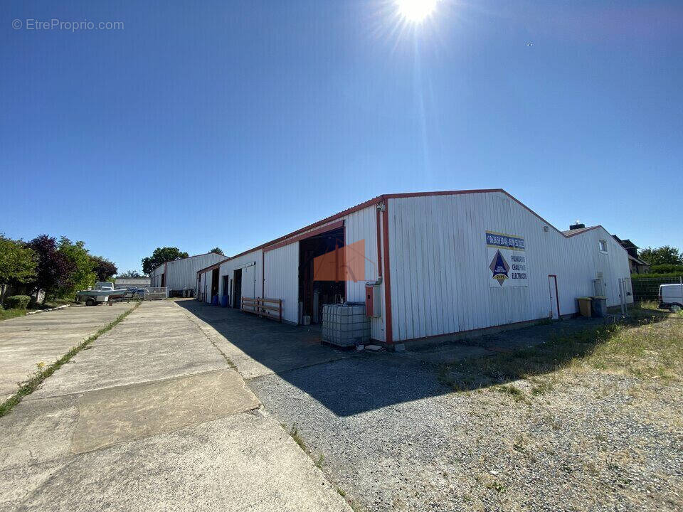 Commerce à CHEVAIGNE