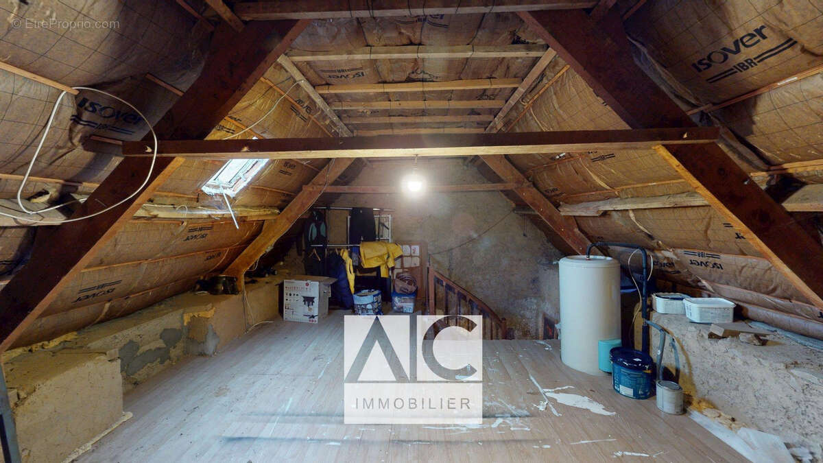 Maison à CHATELAUDREN