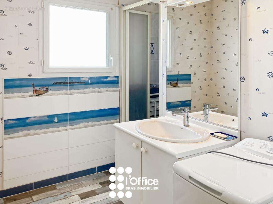 Appartement Les Sables D Olonne 3 pièce(s) 64 m2 - photo 9