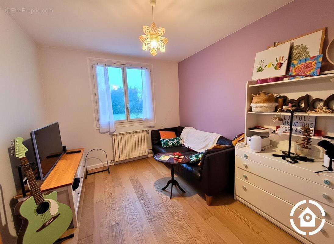 Appartement à SAINTES