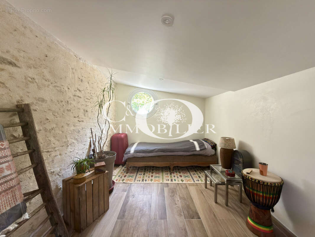 Maison 5 pièces-205.85m2-7541m2 - photo 5