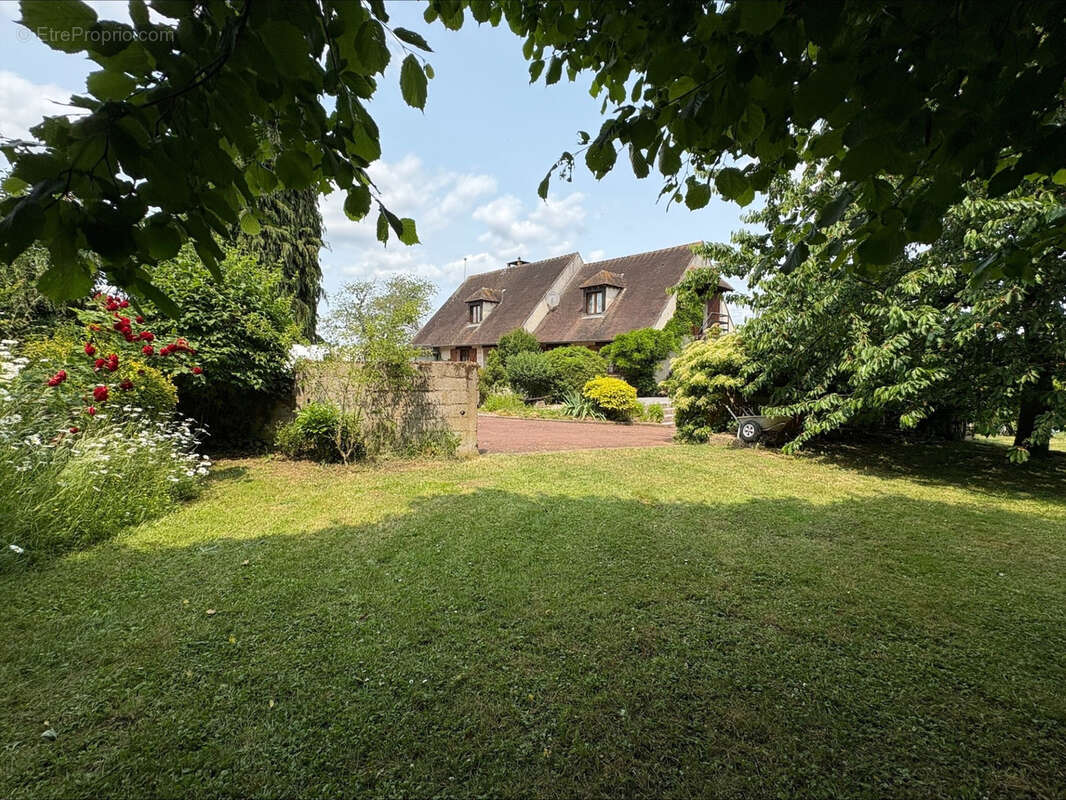 Ully Saint Georges maison de 285m2 - photo 4