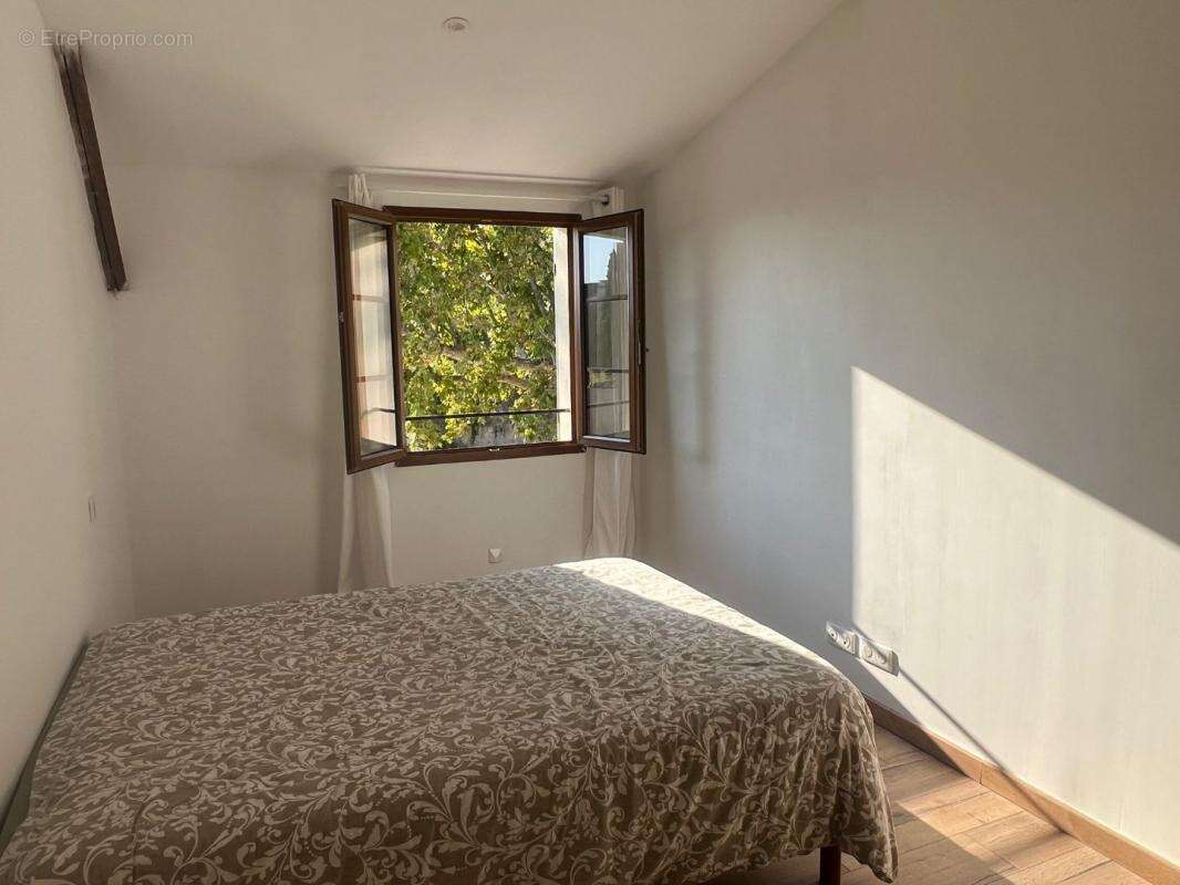 Maison à L&#039;ISLE-SUR-LA-SORGUE