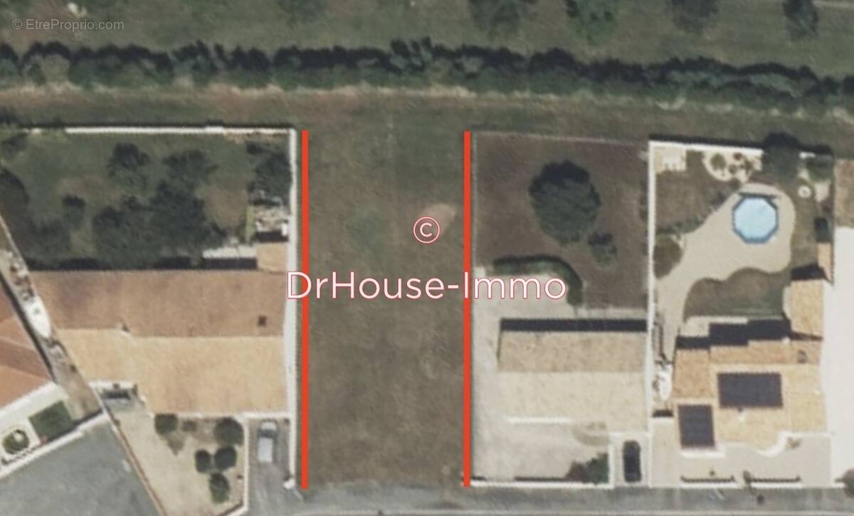 Terrain à L&#039;AIGUILLON-SUR-MER