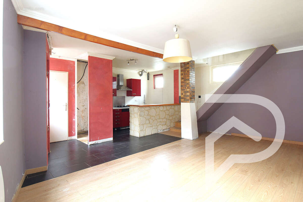 Maison à SAINT-MARTIN-LONGUEAU