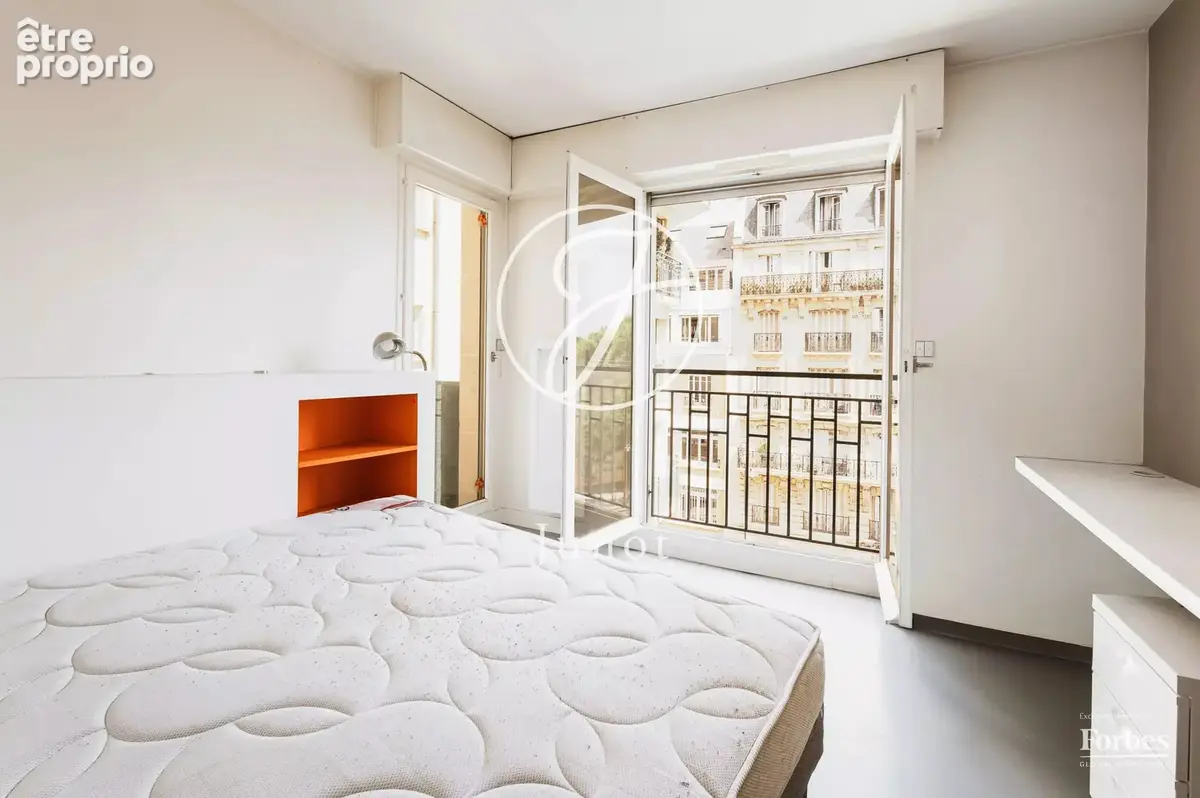Paris 16e - GARIGLIANO - Appartement type duplex à vendre - 5 pièces - 177,93m² Carrez - 4 chambres - 2 Balcons - Lumineux. - photo 18