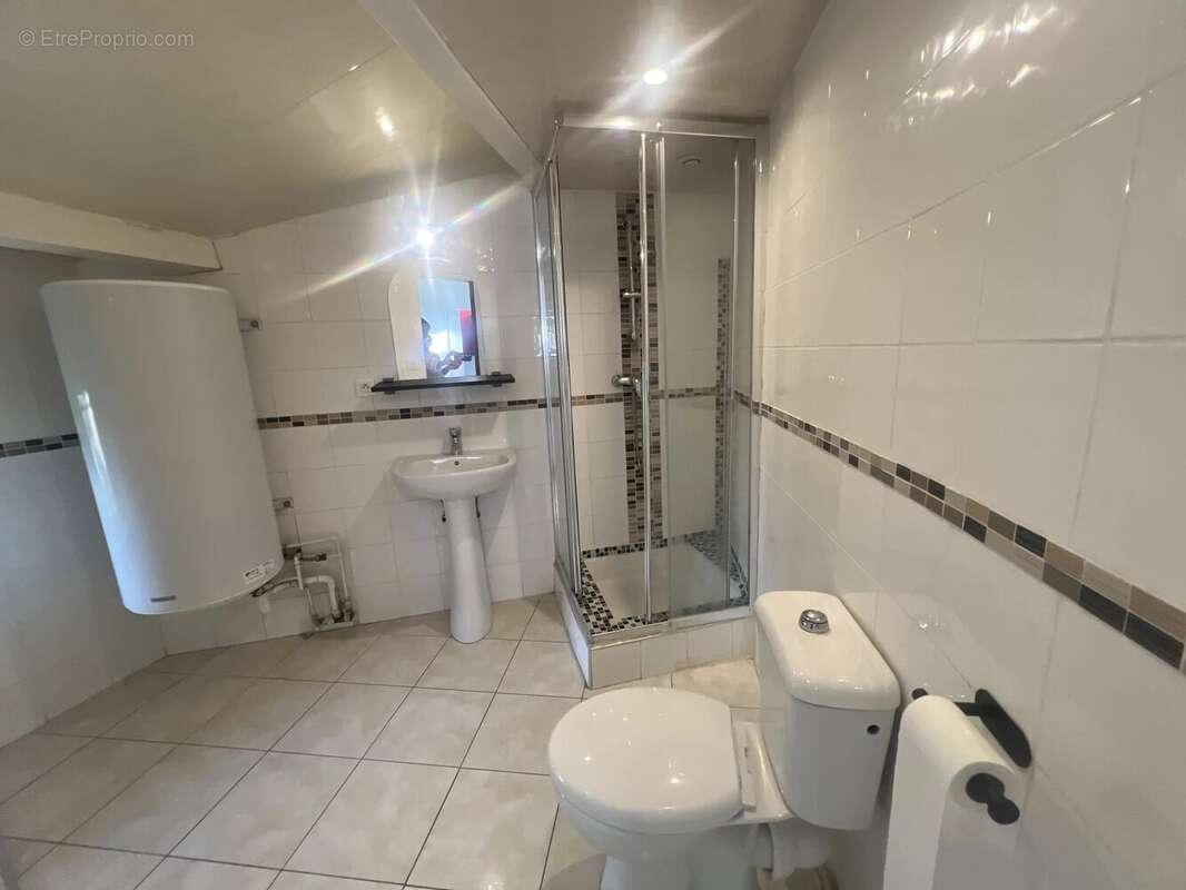 Appartement à TOURVES