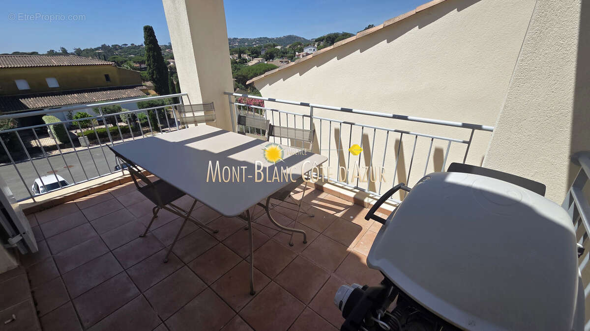 Appartement duplex 2/3 pieces avec parkings et piscine dans la residence - photo 2
