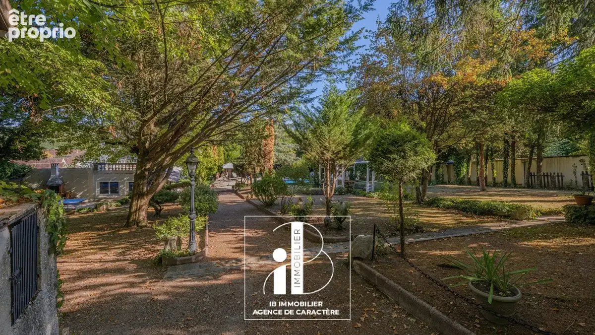 Saint pierre les nemours, maison de caractere  avec piscine de 217 m² et ces dependances sur un jardin de 1939 m² - photo 7