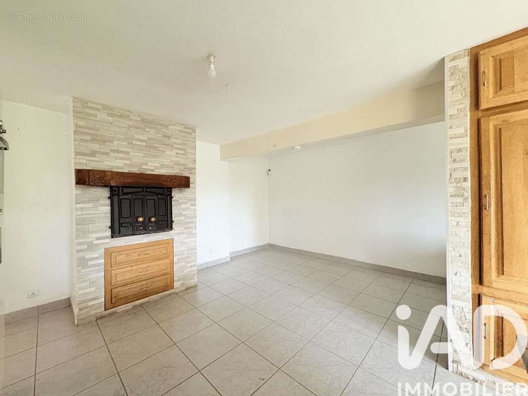 Maison 150 m² à Caix  - photo 4