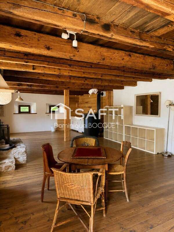 Maison 293 m² à Rencurel  - photo 7