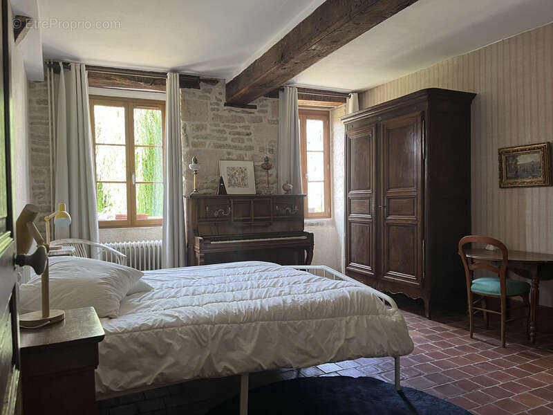 Maison à SEMUR-EN-AUXOIS