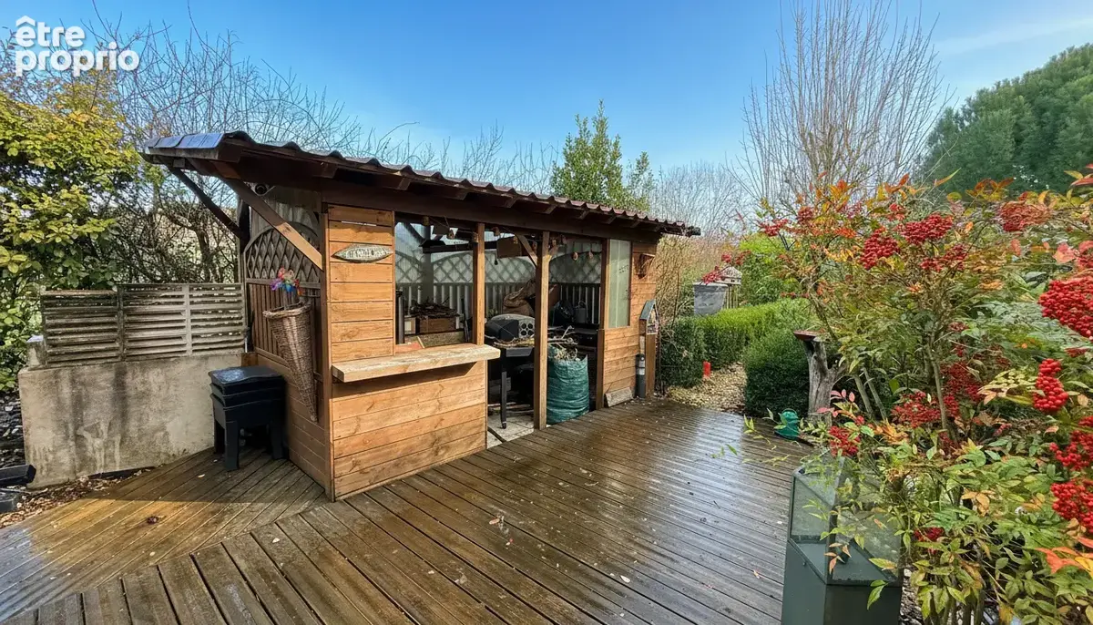 Propriété avec piscine, jardin arboré, garage et studio - photo 19