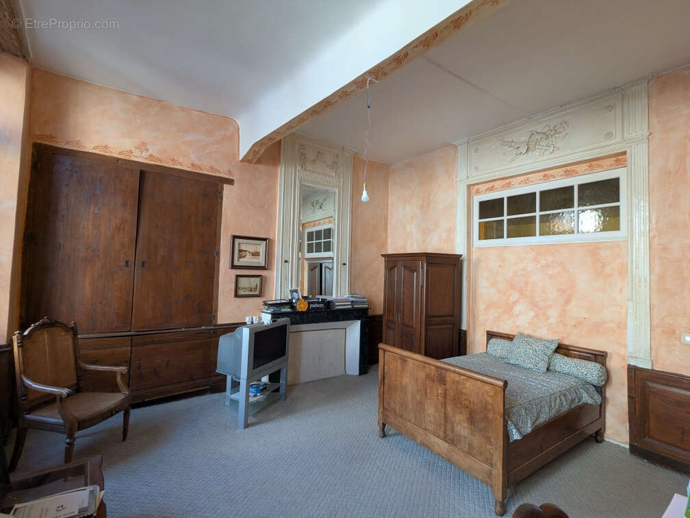 Maison à MONTESQUIEU-VOLVESTRE