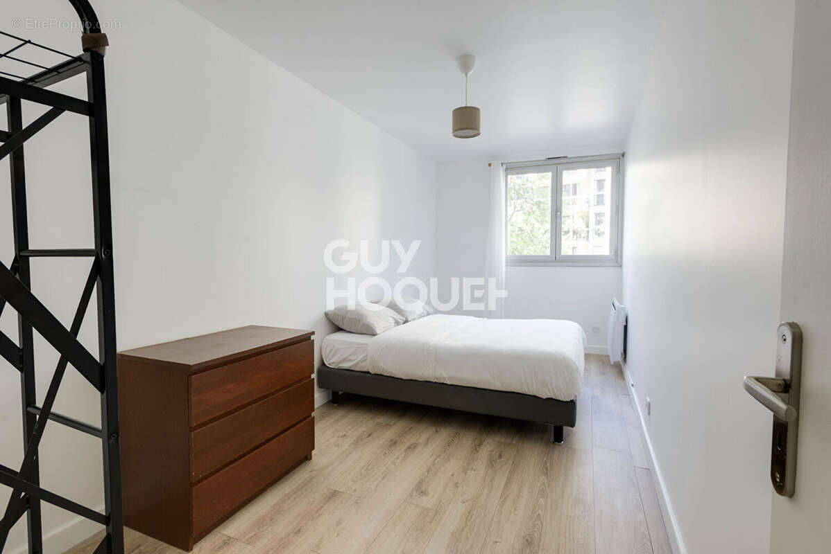 Appartement à PARIS-19E