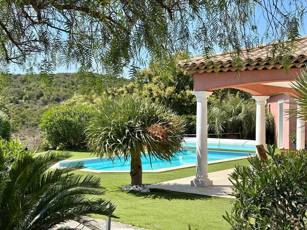 Maison à FREJUS