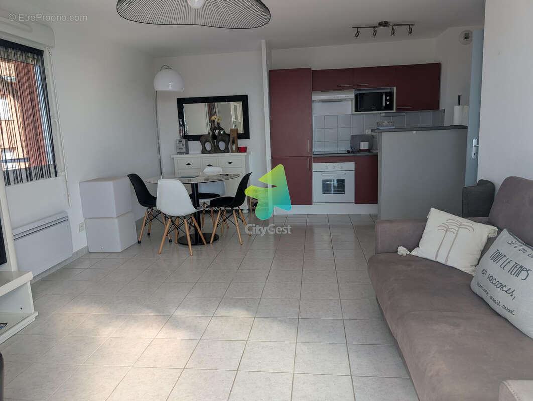 Appartement à FLEURY