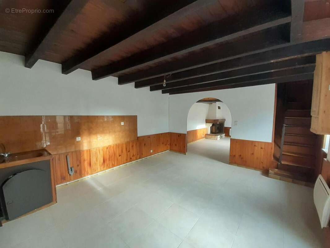   - Maison à SAINTE-VERGE