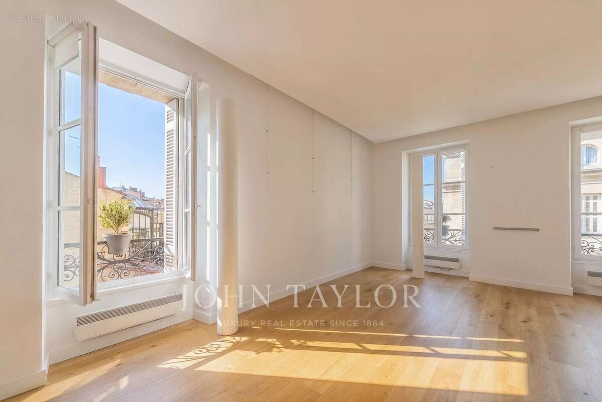Appartement à BORDEAUX