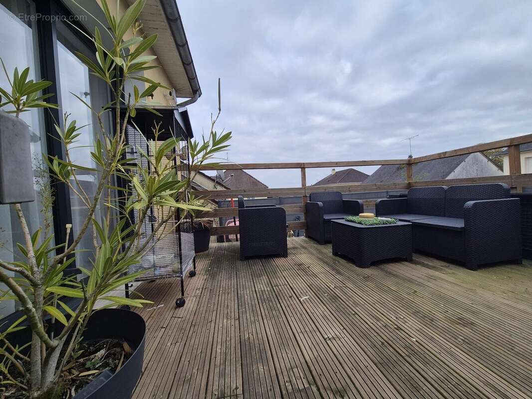 Maison à MESLAY-DU-MAINE