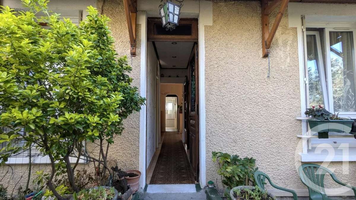 Maison à CHAMPIGNY-SUR-MARNE