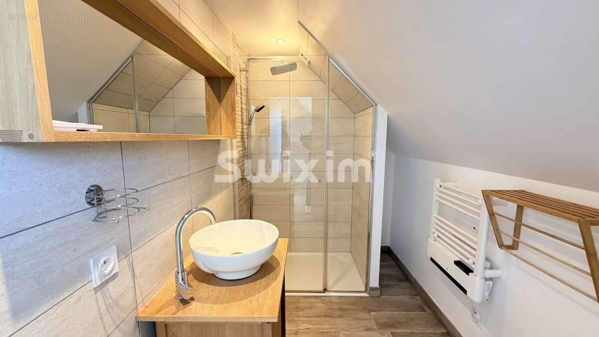 Maison à AUTHUME