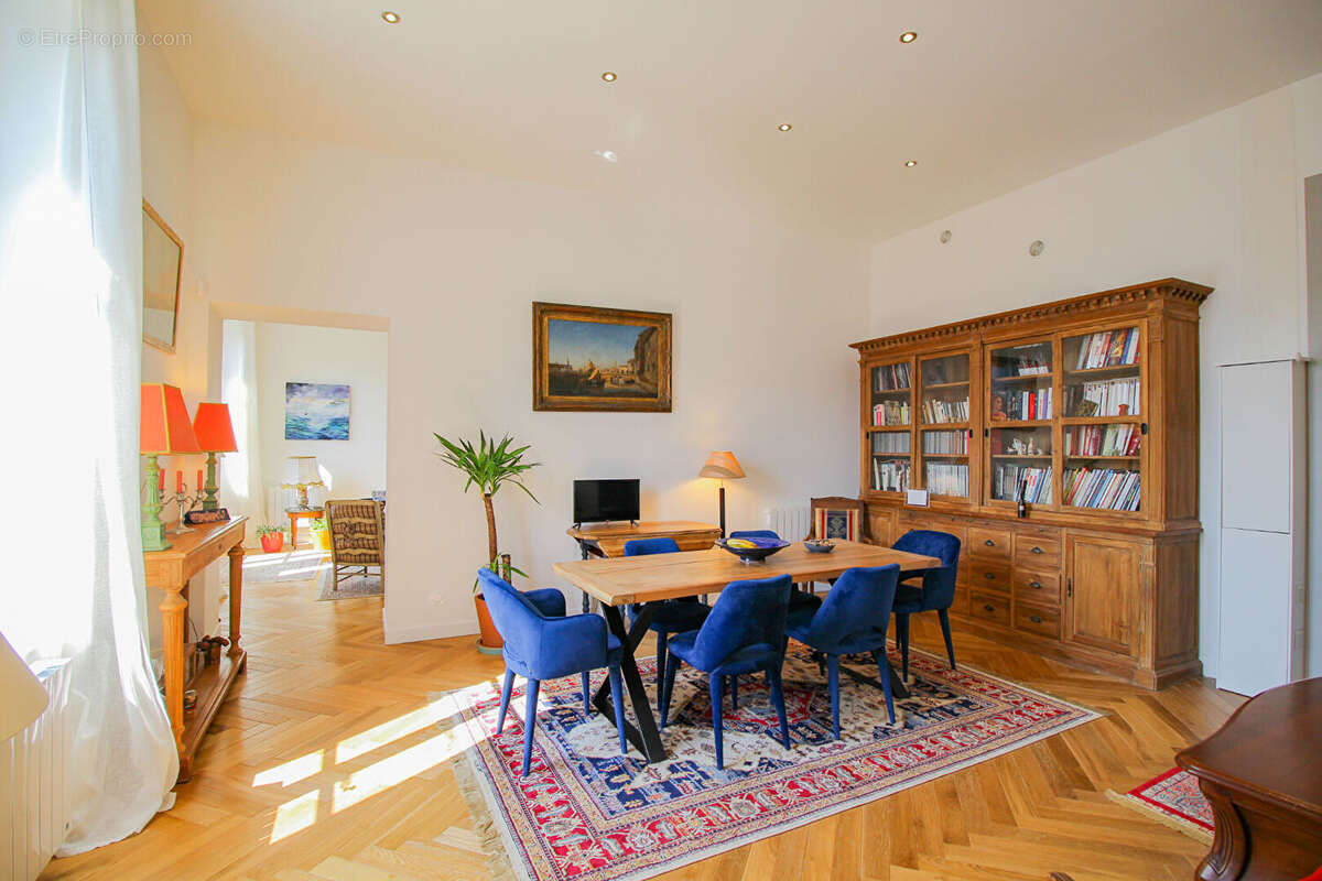Appartement à AIX-LES-BAINS