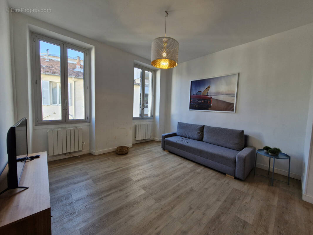 Appartement à MARSEILLE-8E