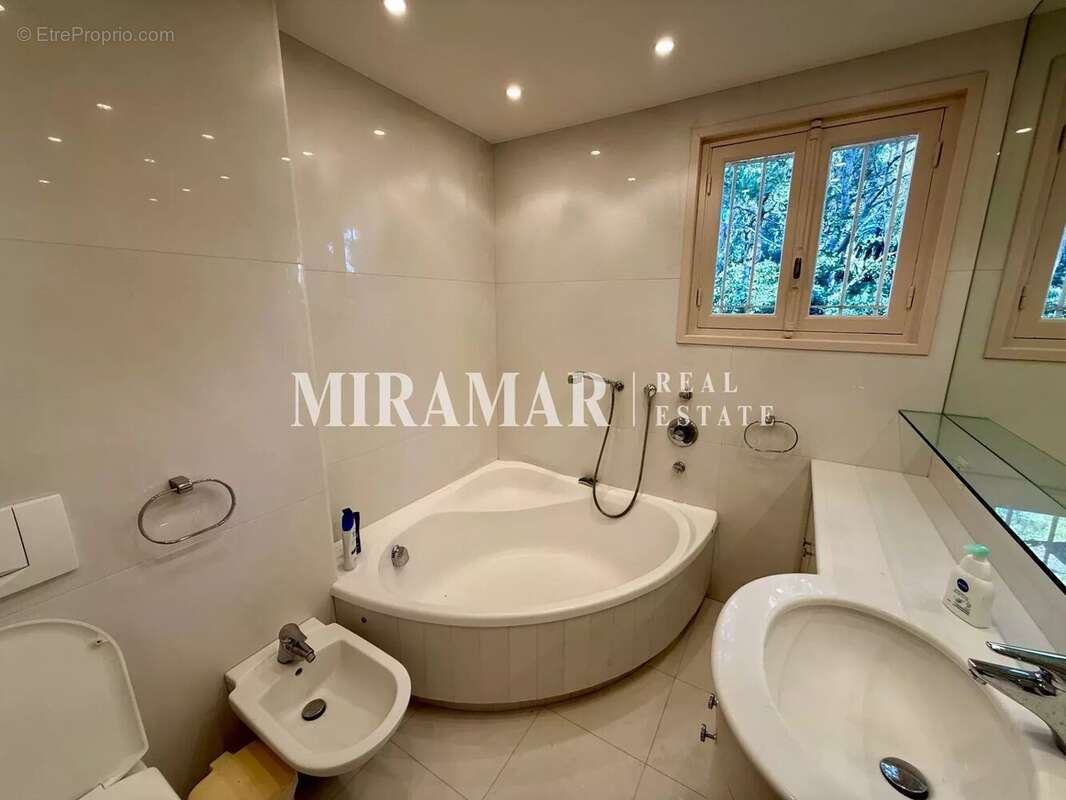 Appartement à SAINT-JEAN-CAP-FERRAT