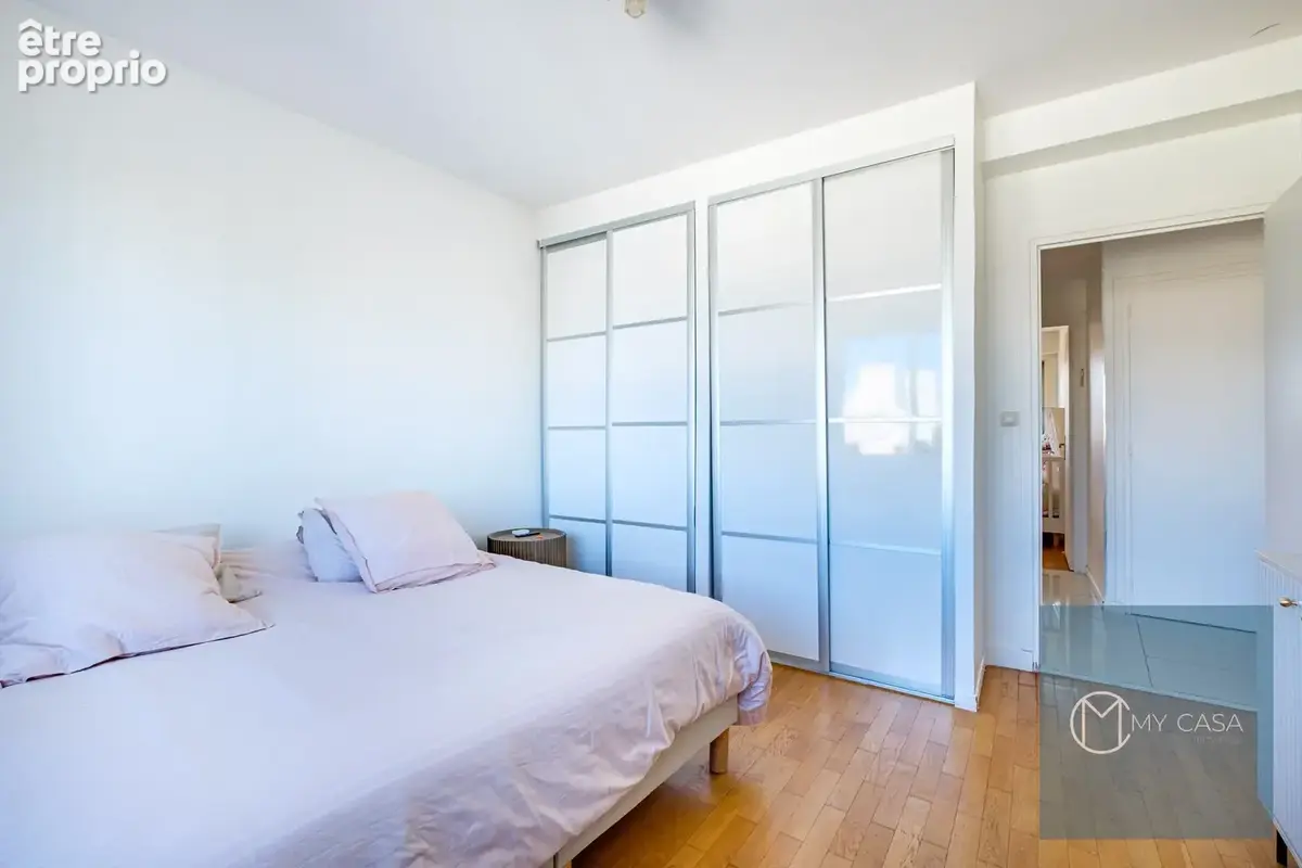 Villeurbanne - Appartement rénové de 91,17 m2 avec balcon - photo 5